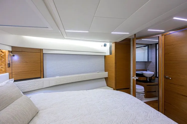 Slide: The Image of 2025 Tiara Yachts 48 Le - Image 31 - 31