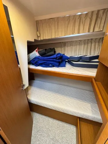 Slide: The Image of 2019 Beneteau Swift Trawler 35 - Image 20 - 20