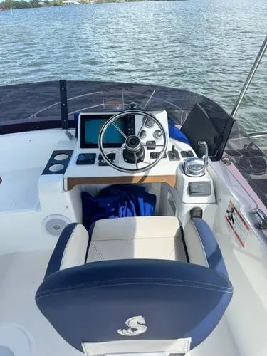 Slide: The Image of 2019 Beneteau Swift Trawler 35 - Image 25 - 25