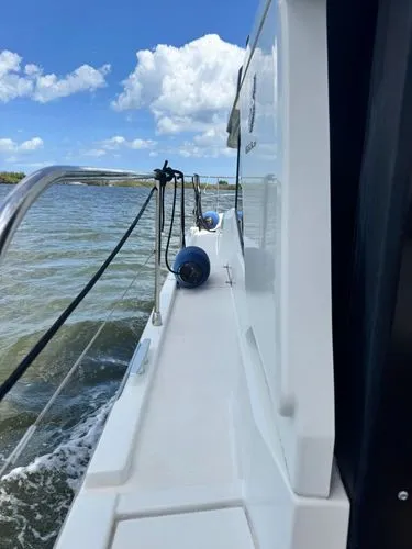 Slide: The Image of 2019 Beneteau Swift Trawler 35 - Image 27 - 27