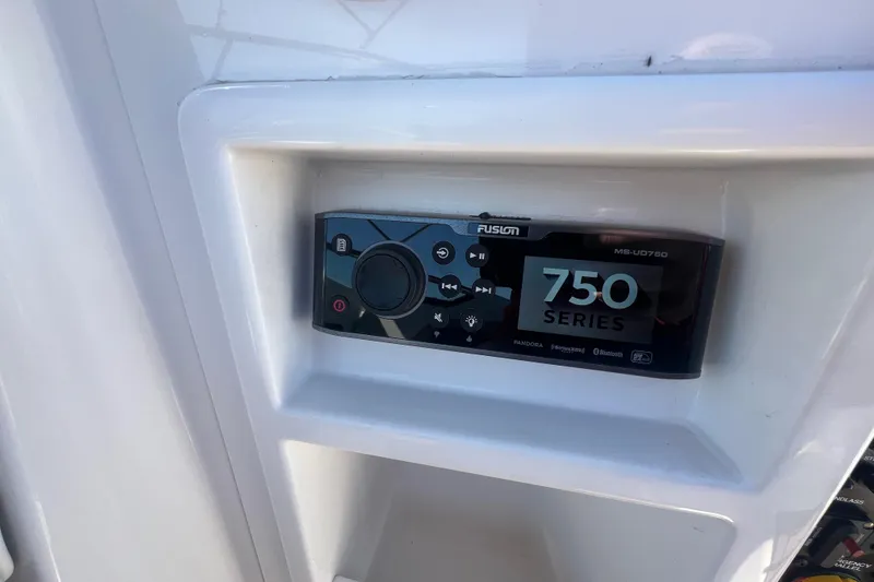 Slide: The Image of Fusion 750 Series stereo system on 2017 Monterey 298SS Super Sport boat. - 31