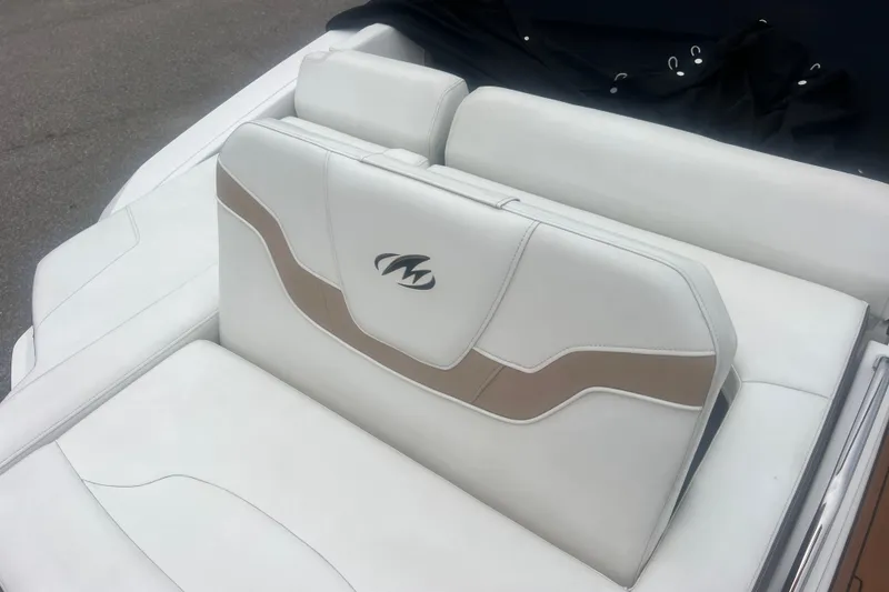 Slide: The Image of 2017 Monterey 298SS Super Sport boat seat with white and beige upholstery. - 65