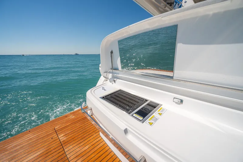 Slide: The Image of Schaefer 510 GT 2023 - 102