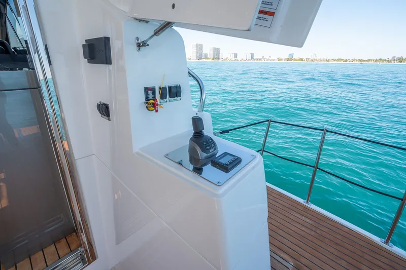 Slide: The Image of Schaefer 510 GT 2023 - 113