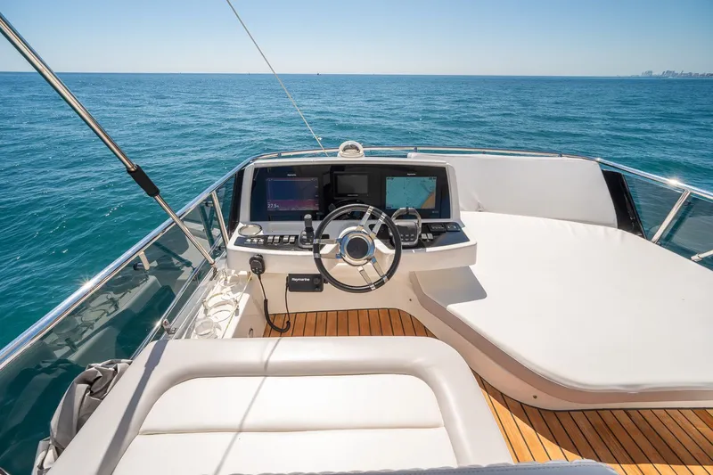 Slide: The Image of Schaefer 510 GT 2023 - 119