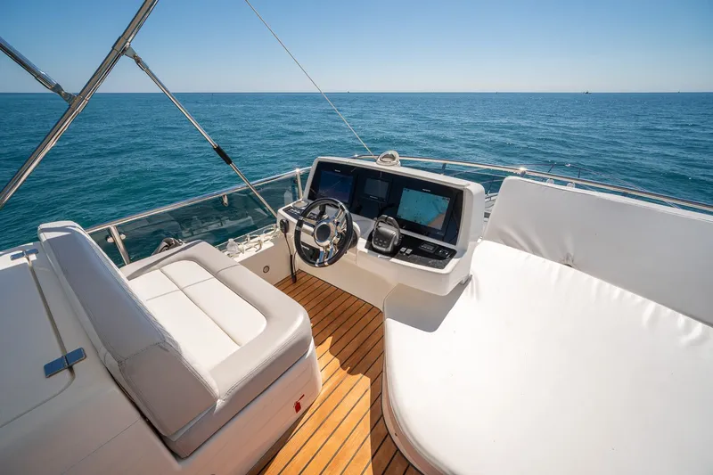 Slide: The Image of Schaefer 510 GT 2023 - 120