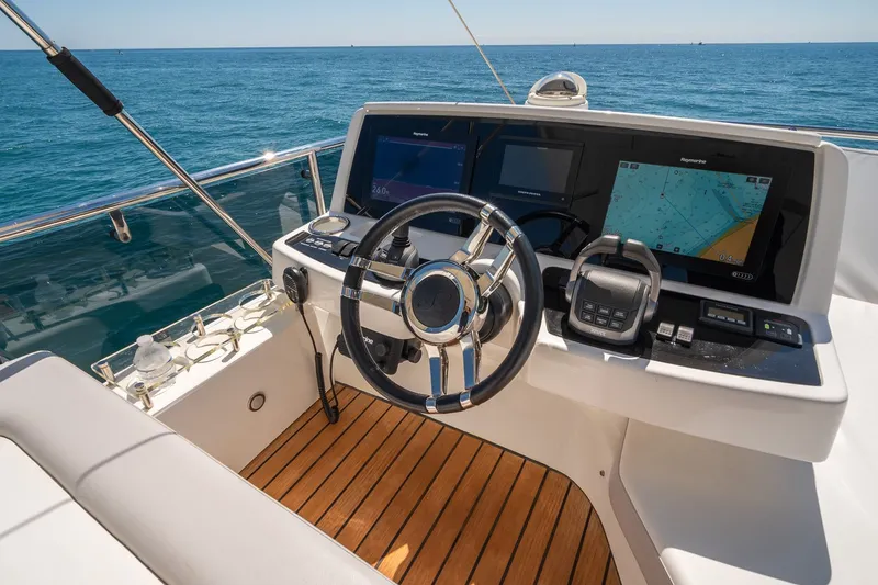 Slide: The Image of Schaefer 510 GT 2023 - 121