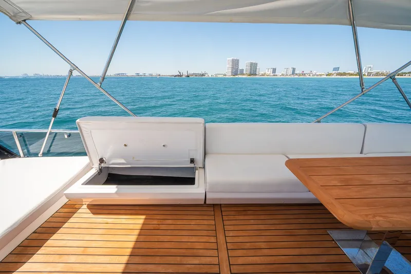 Slide: The Image of Schaefer 510 GT 2023 - 127