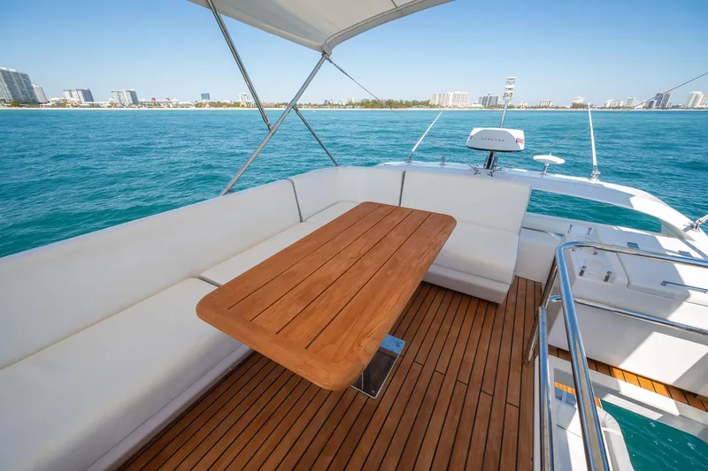 Slide: The Image of Schaefer 510 GT 2023 - 128