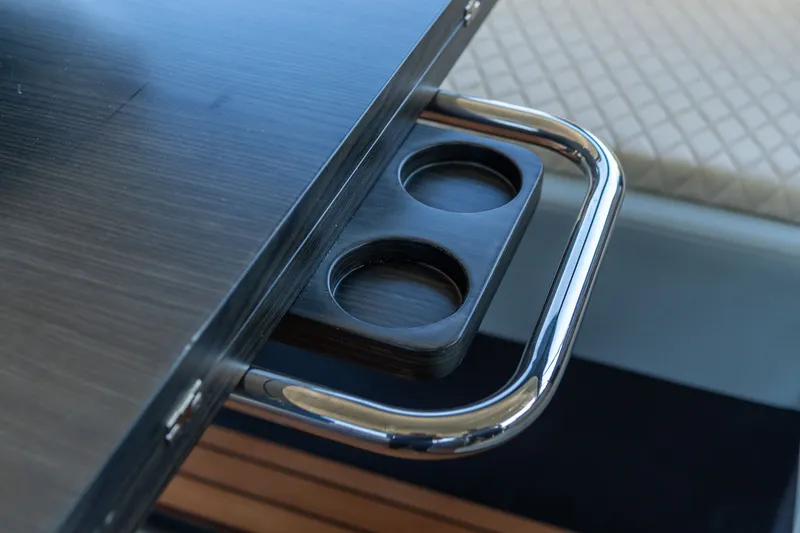 Slide: The Image of Schaefer 510 GT 2023 - 135