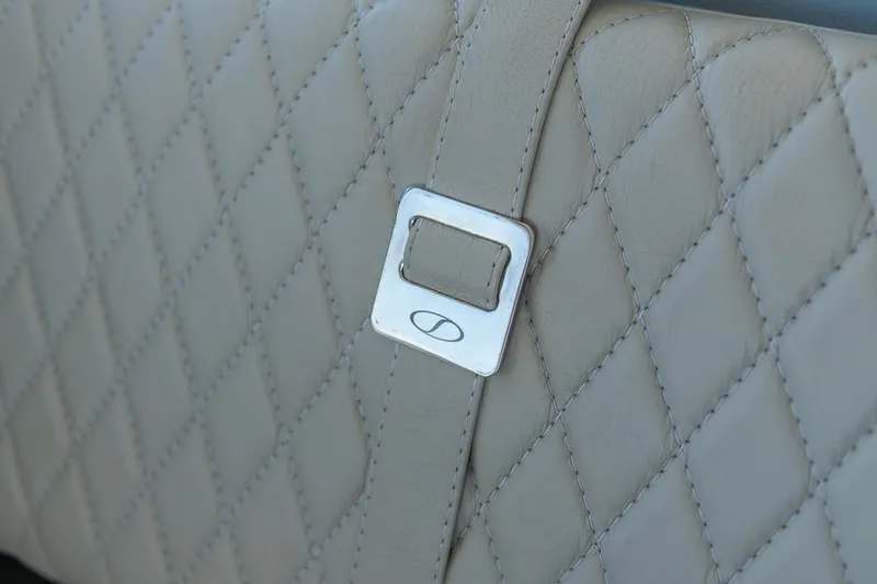 Slide: The Image of Schaefer 510 GT 2023 - 136