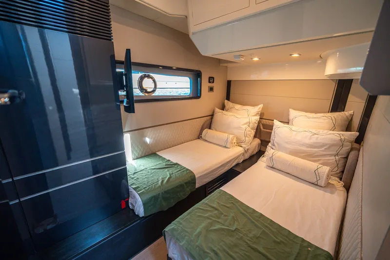 Slide: The Image of Schaefer 510 GT 2023 - 55