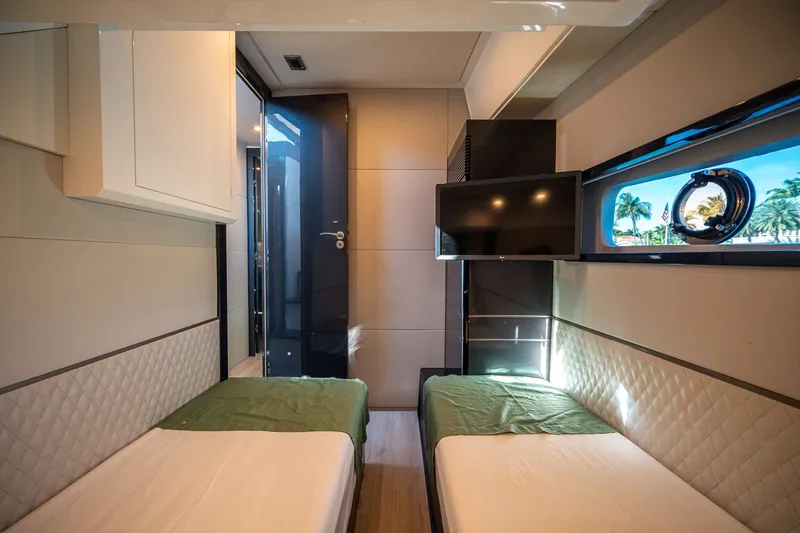 Slide: The Image of Schaefer 510 GT 2023 - 57