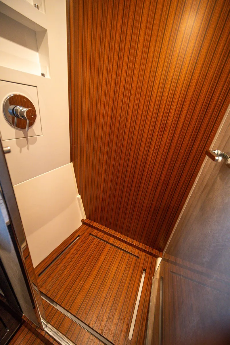 Slide: The Image of Schaefer 510 GT 2023 - 70