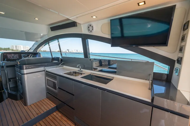 Slide: The Image of Schaefer 510 GT 2023 - 76