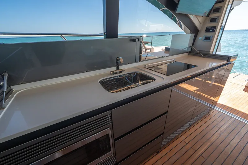 Slide: The Image of Schaefer 510 GT 2023 - 78