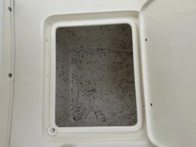 Slide: The Image of Bulls Bay 200 Center Console 2025 - 16