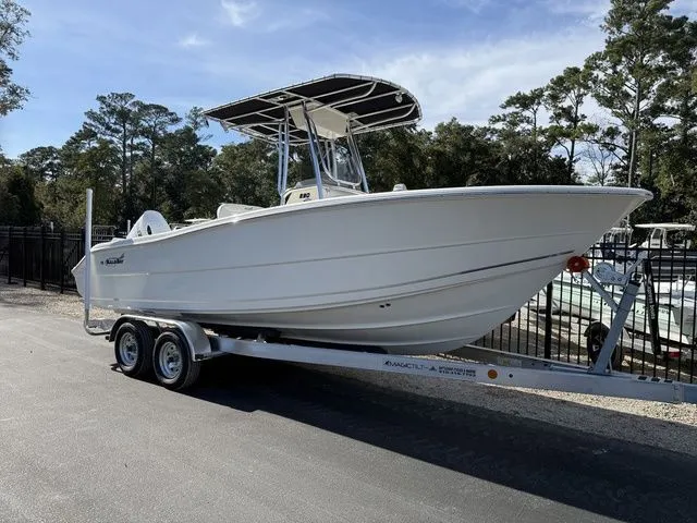 The Image of Bulls Bay 230 Center Console 2026 - 1