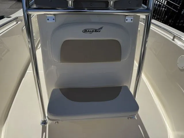 Slide: The Image of Bulls Bay 230 Center Console 2026 - 10