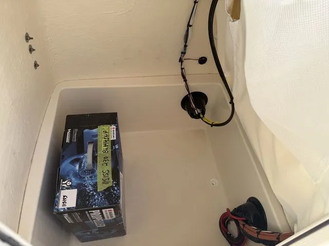 Slide: The Image of Bulls Bay 230 Center Console 2026 - 14