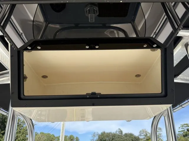 Slide: The Image of Bulls Bay 230 Center Console 2026 - 15