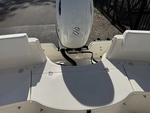 Slide: The Image of Bulls Bay 230 Center Console 2026 - 23