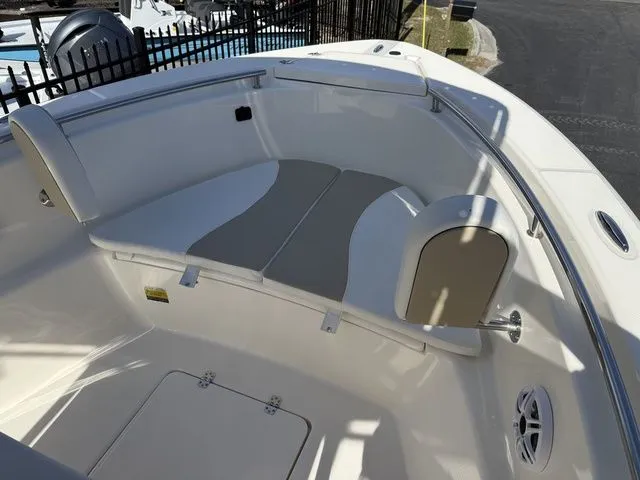 Slide: The Image of Bulls Bay 230 Center Console 2026 - 7