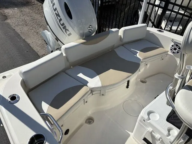 Slide: The Image of Bulls Bay 200 Center Console 2026 - 13