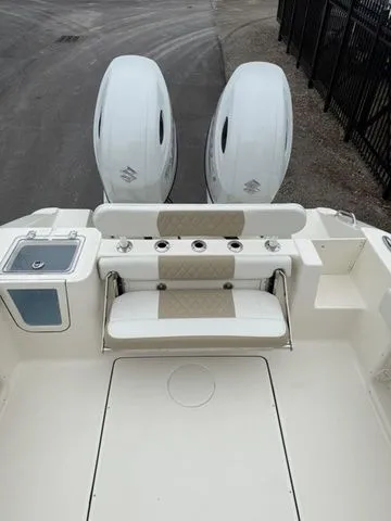 Slide: The Image of Bulls Bay 255 Center Console 2026 - 22