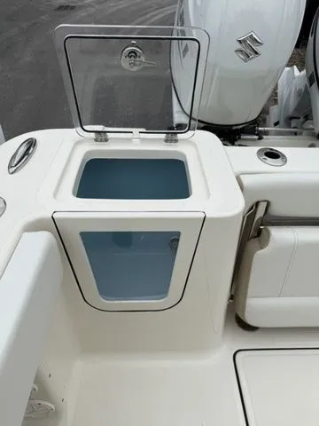 Slide: The Image of Bulls Bay 255 Center Console 2026 - 25