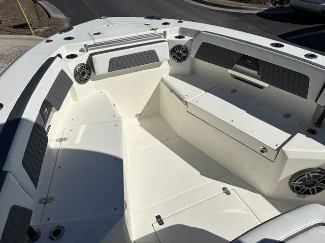 Slide: The Image of Cobia 265 Center Console 2026 - 17