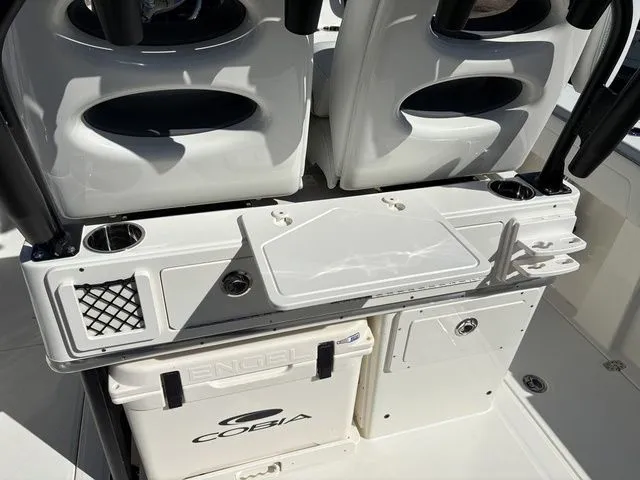 Slide: The Image of Cobia 265 Center Console 2026 - 31