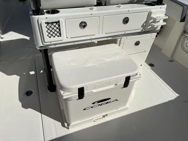 Slide: The Image of Cobia 265 Center Console 2026 - 34