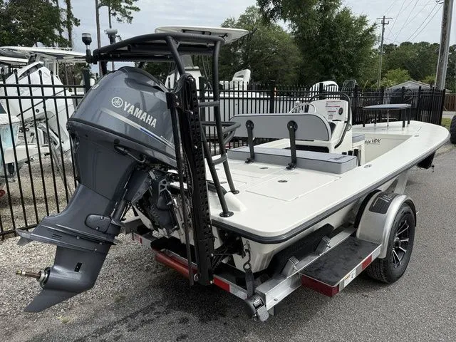 Slide: The Image of Maverick 17 HPX-S 2025 - 4