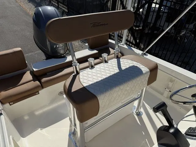 Slide: The Image of Pioneer 180 Islander 2026 - 11