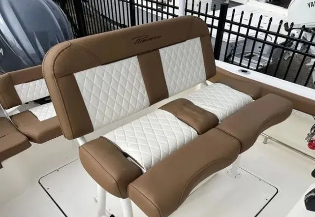 Slide: The Image of Pioneer 222 Islander 2026 - 14