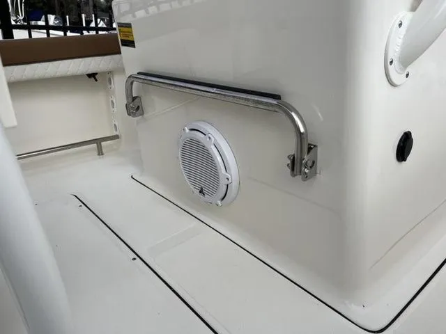 Slide: The Image of Pioneer 222 Islander 2026 - 15