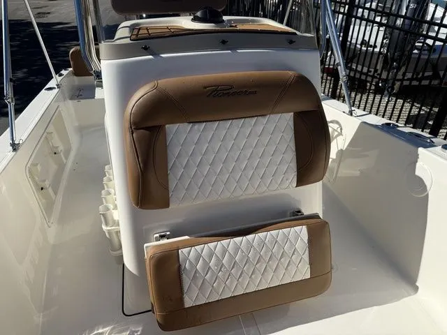 Slide: The Image of Pioneer 180 Sportfish 2026 - 13