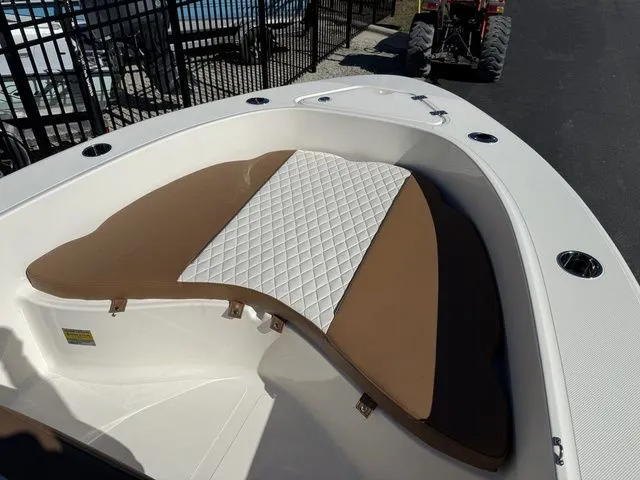 Slide: The Image of Pioneer 180 Sportfish 2026 - 7