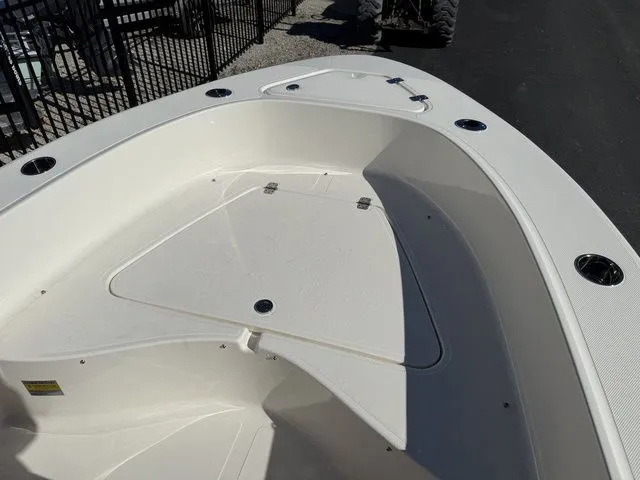 Slide: The Image of Pioneer 180 Sportfish 2026 - 8