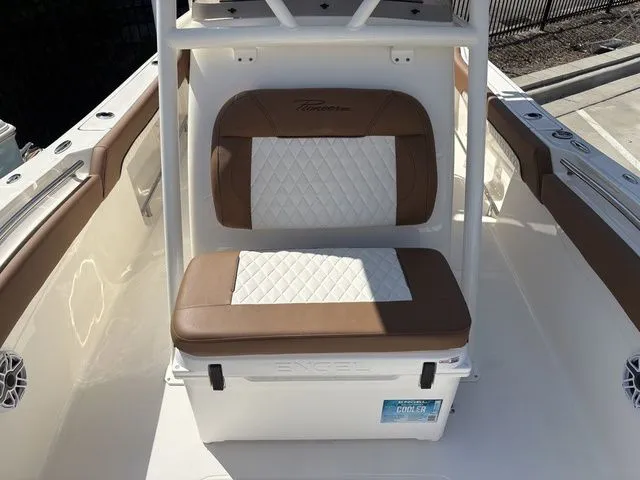 Slide: The Image of Pioneer 222 Islander 2026 - 10