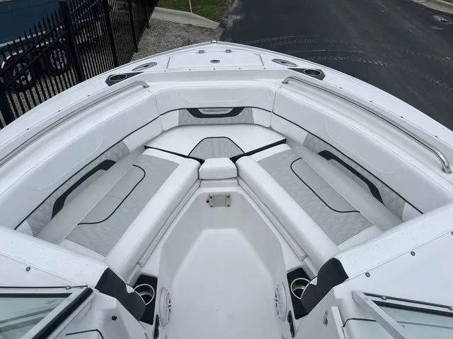 Slide: The Image of Blackfin 232 DC 2024 - 8