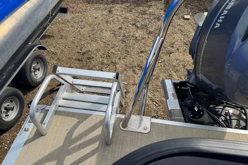 Slide: The Image of 2018 South Bay 200 pontoon boat with Yamaha motor and aluminum ladder. - 13