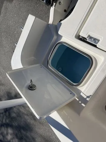 Slide: The Image of Pioneer 220 Bay Sport 2025 - 21