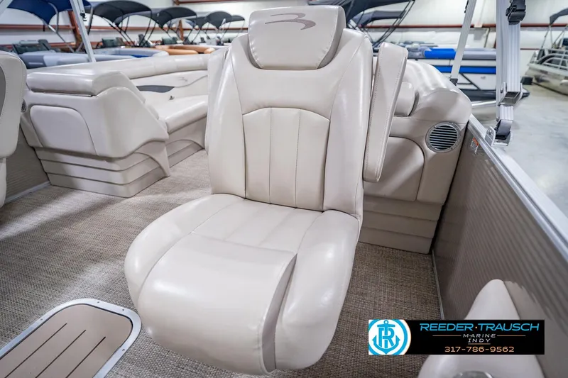 Slide: The Image of Luxurious interior of 2018 Bennington 23 SSRX pontoon boat with plush seating. - 40