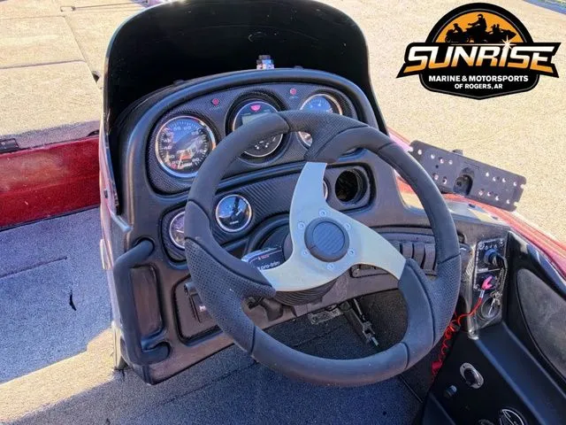 Slide: The Image of Skeeter X225 2004 - 17