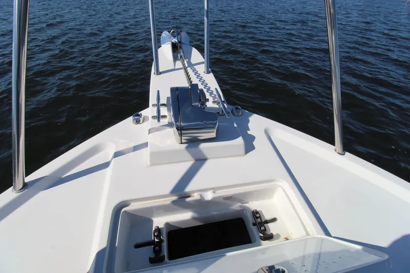 Slide: The Image of Parker Marine 2510 Xld 2020 - 10