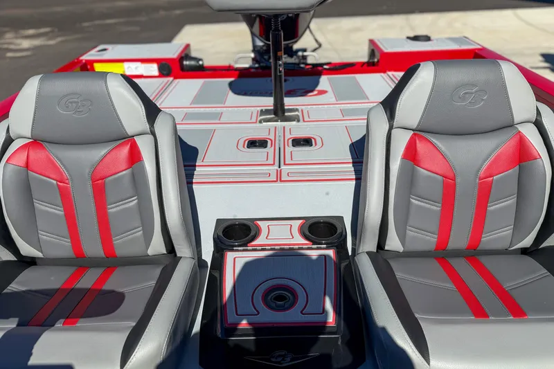 Slide: The Image of 2026 G3 Sportsman 1710 SE boat interior with red and gray seating. - 11