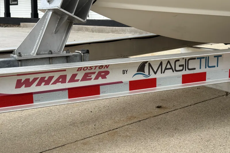 Slide: The Image of Trailer for 2022 Boston Whaler 270 Dauntless by Magic Tilt. - 5