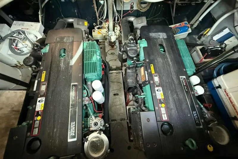 Slide: The Image of Engine room of 2009 Cranchi Mediterranee 43 with twin Volvo Penta engines. - 21